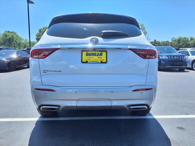2023 Buick Enclave Essence