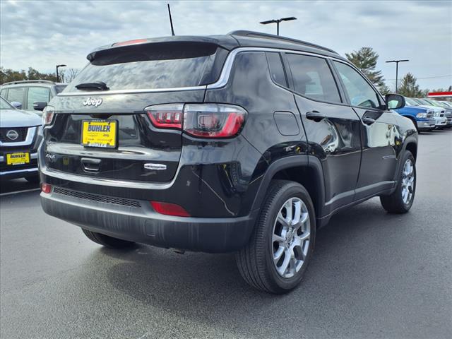 2022 Jeep Compass Latitude Lux