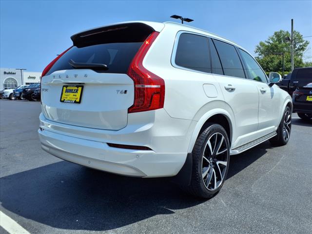 2022 Volvo XC90 T6 Momentum