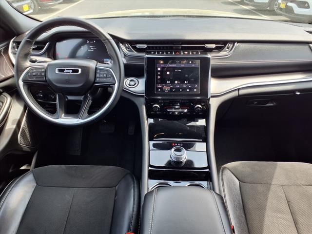 2022 Jeep Grand Cherokee Altitude