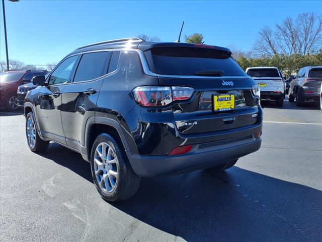 2022 Jeep Compass Latitude Lux
