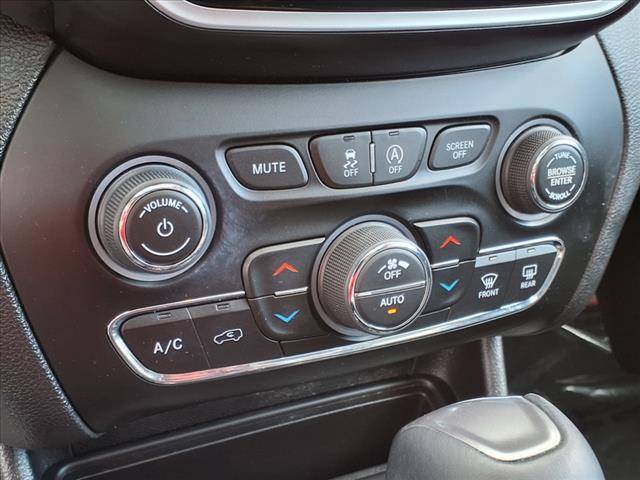 2019 Jeep Cherokee Overland