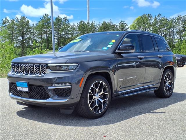 2022 Jeep Grand Cherokee Summit