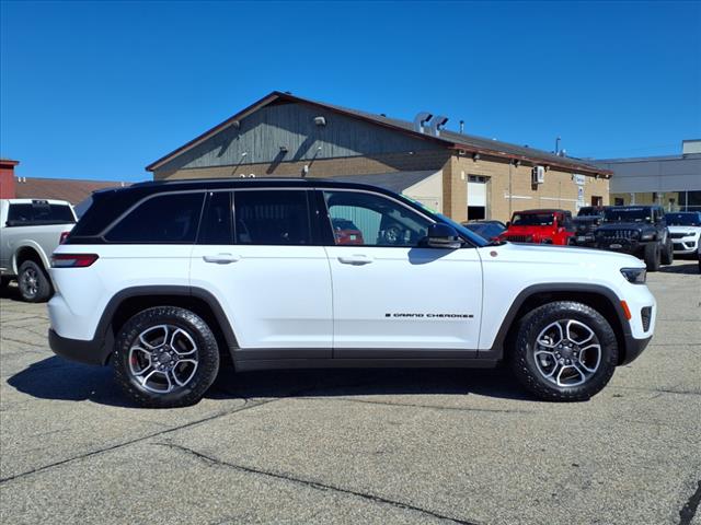 2022 Jeep Grand Cherokee Trailhawk