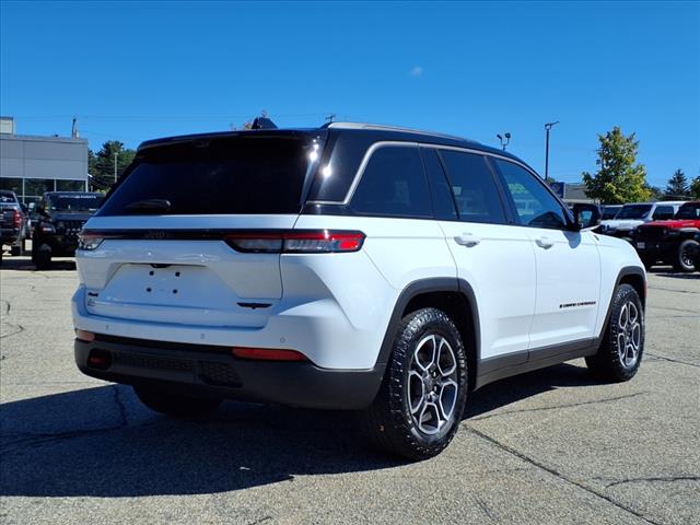 2022 Jeep Grand Cherokee Trailhawk