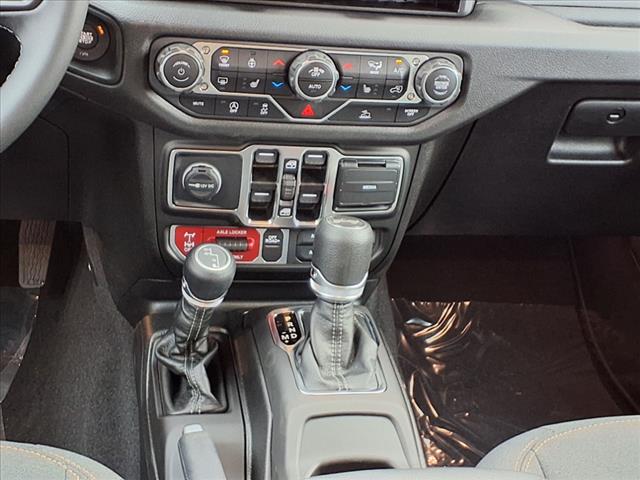 2025 Jeep Wrangler 4-DOOR WILLYS