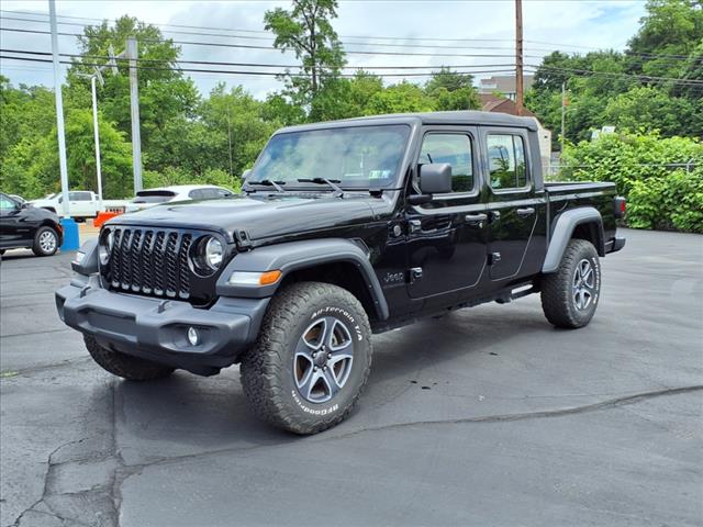 2022 Jeep Gladiator Sport