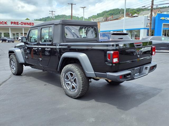2022 Jeep Gladiator Sport