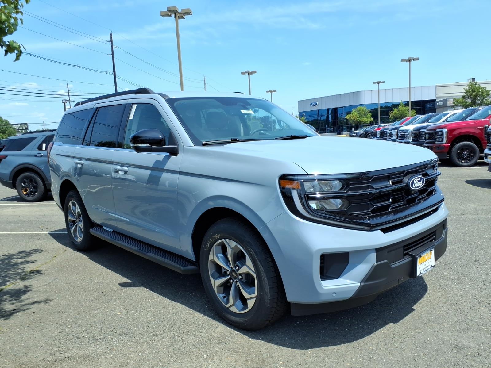 Gray 2027 Ford Expedition SUV / Crossover Four-Wheel Drive Automatic