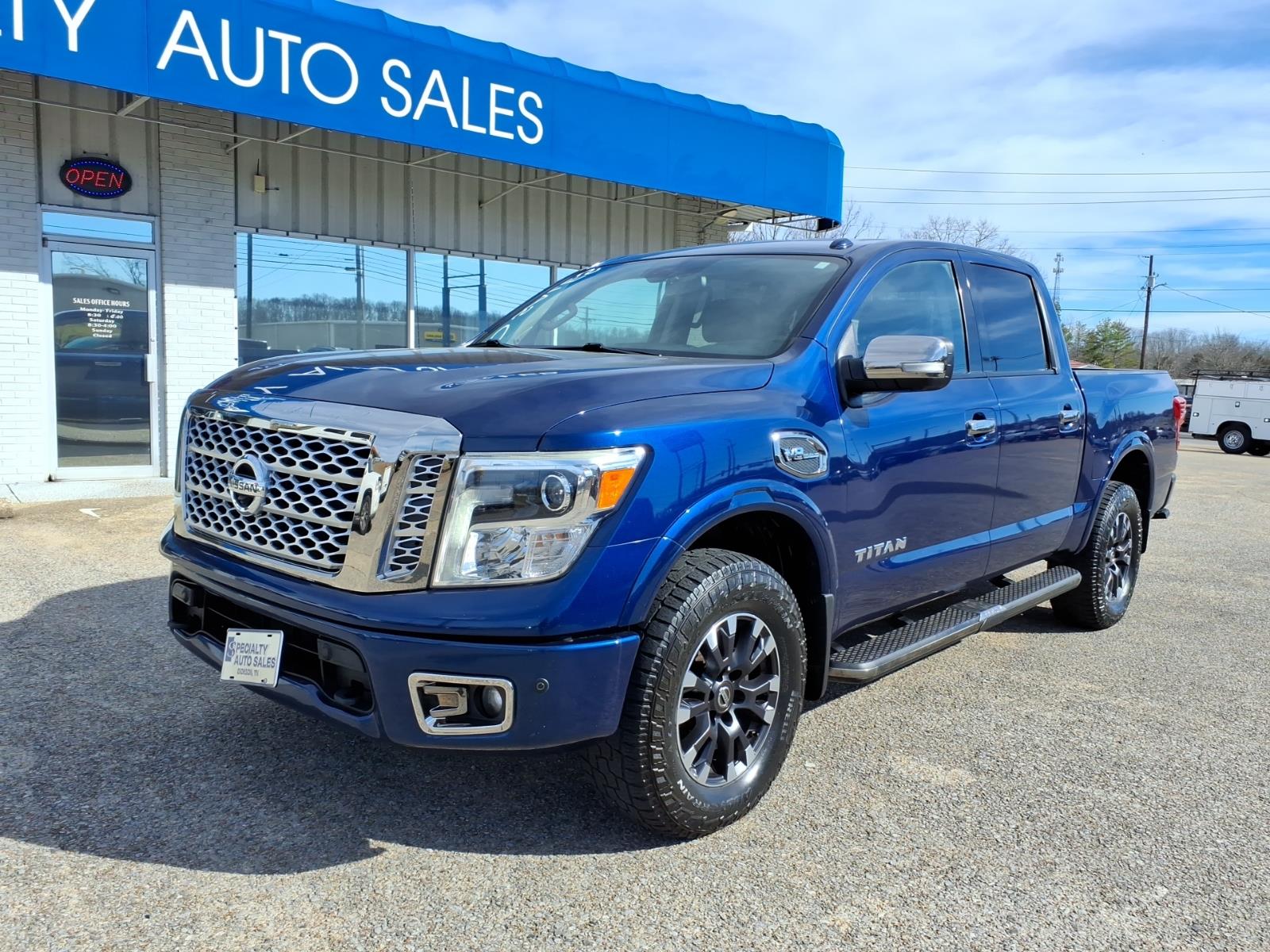 2017 Nissan Titan Platinum Reserve