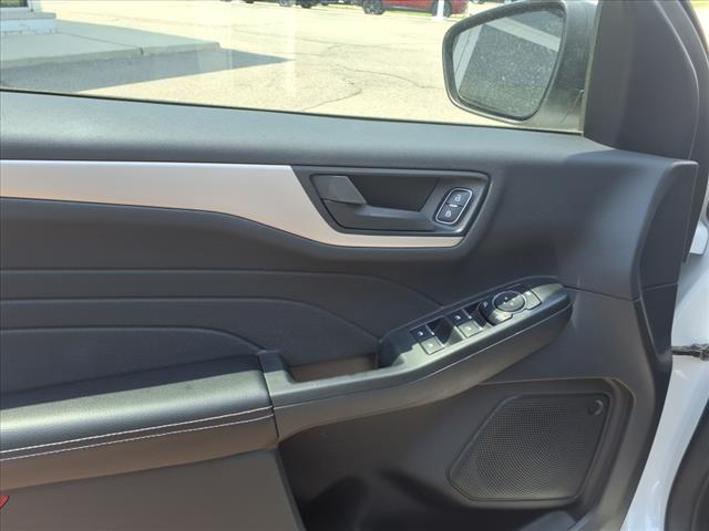 2022 Ford Escape S