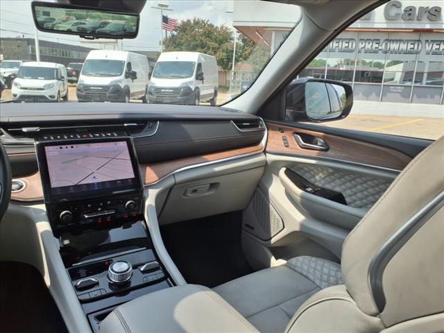 2022 Jeep Grand Cherokee L Summit