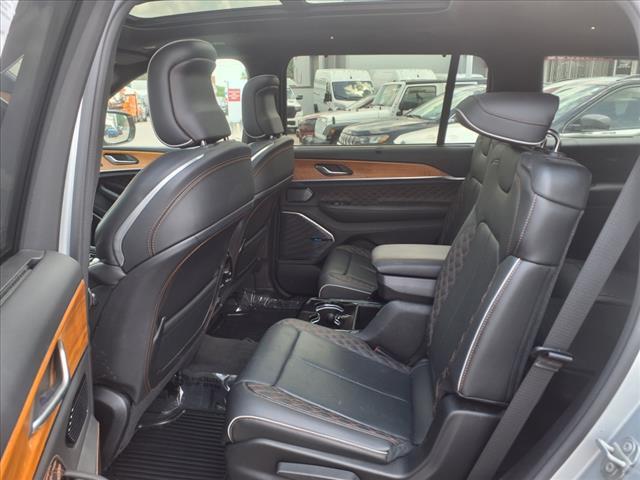 2021 Jeep Grand Cherokee L Summit
