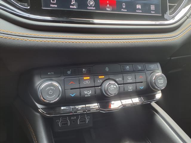 2023 Dodge Durango R/T HEMI Orange