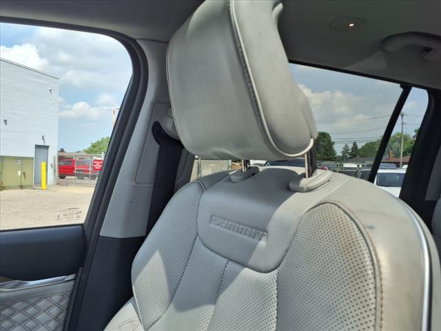 2022 Jeep Grand Cherokee L Summit
