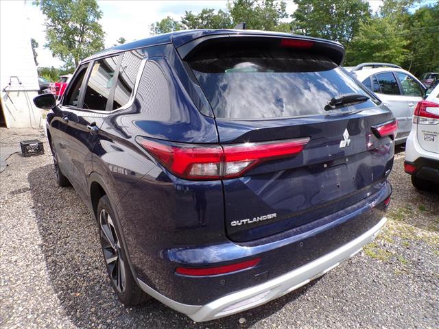 2023 Mitsubishi Outlander SE Special Edition
