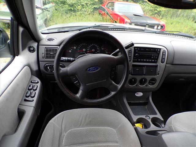 2005 Ford Explorer XLT