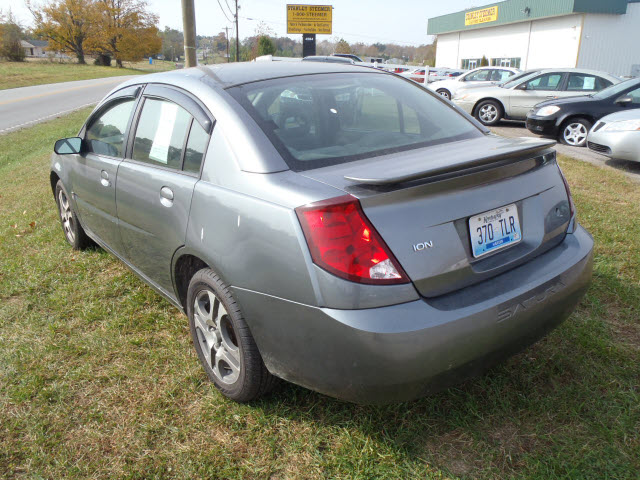 Preowned 2005 SATURN Ion 2 for sale by Creekside Auto and Tire in Elizabethtown, KY