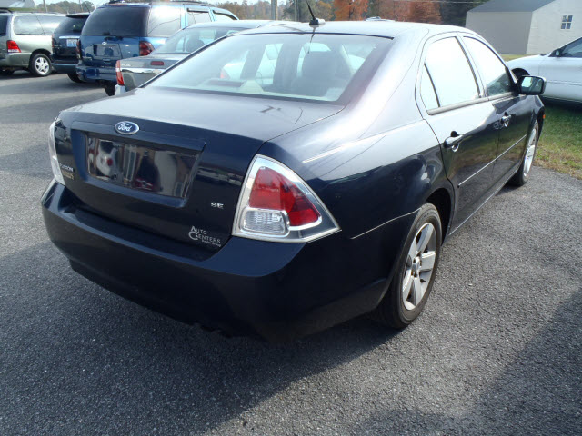 Preowned 2008 FORD Fusion SE for sale by Creekside Auto and Tire in Elizabethtown, KY