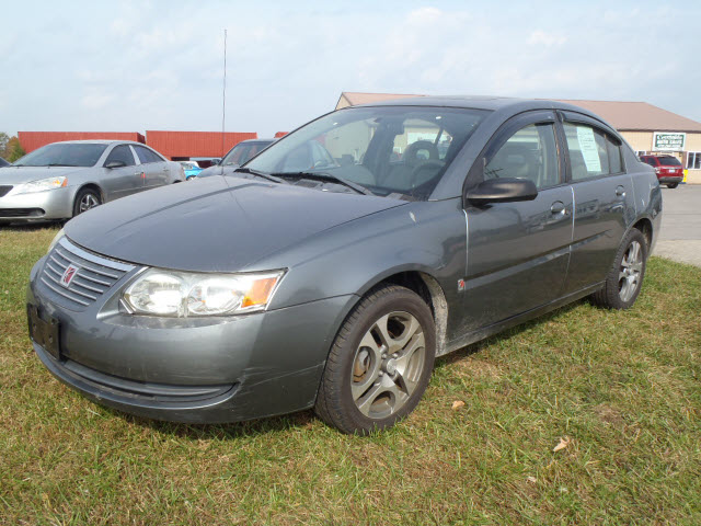 Preowned 2005 SATURN Ion 2 for sale by Creekside Auto and Tire in Elizabethtown, KY