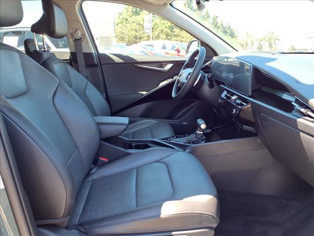 2024 Kia Niro SX Touring