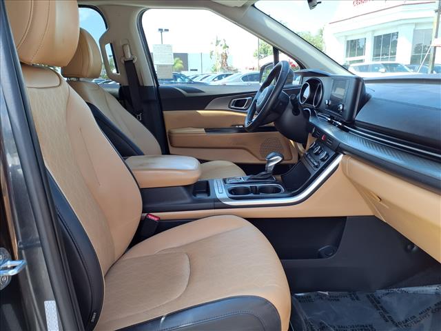 2022 Kia Carnival LXS