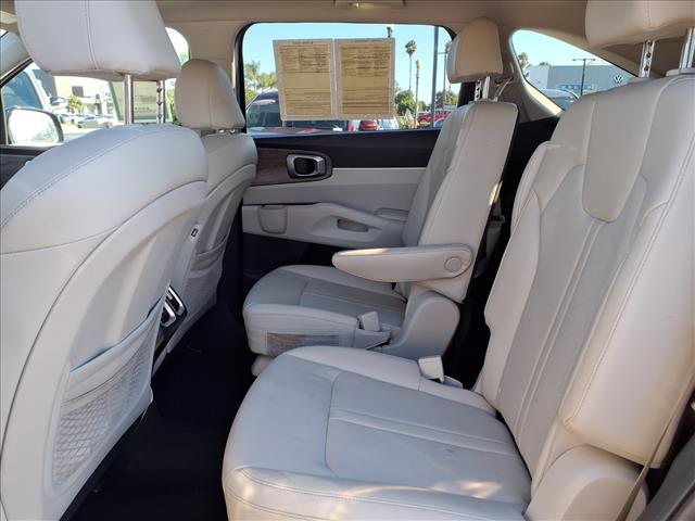 2023 Kia Sorento EX