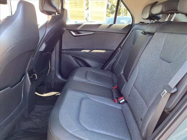 2024 Kia Niro SX Touring
