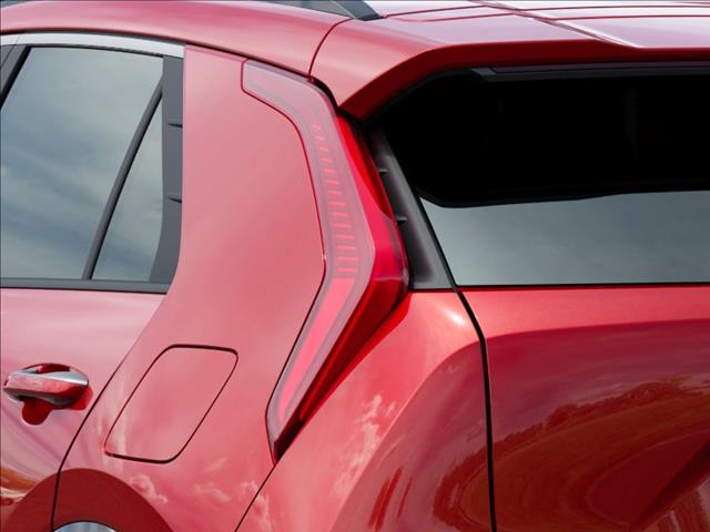 2025 Kia Niro SX