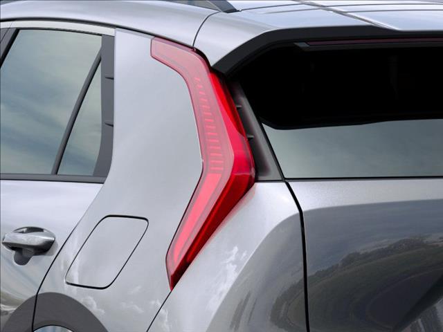 2025 Kia Niro SX