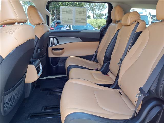 2022 Kia Carnival LXS