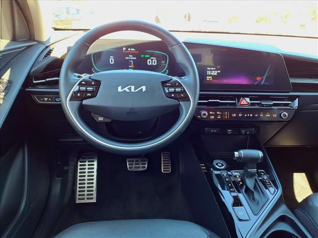 2024 Kia Niro SX Touring