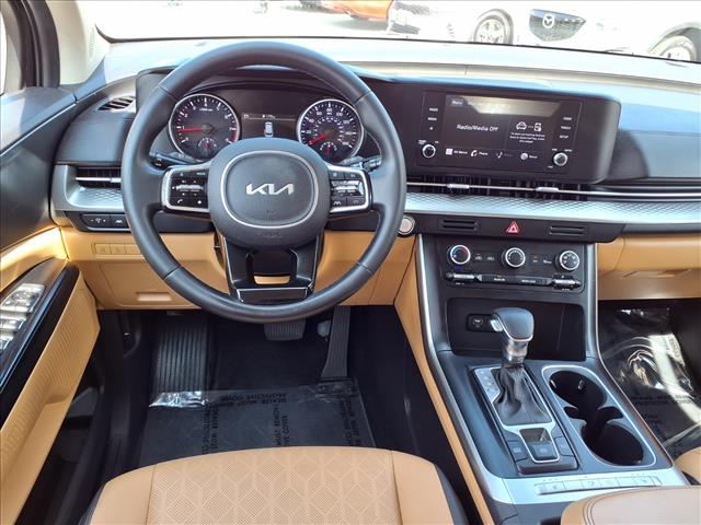 2022 Kia Carnival LXS