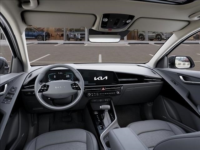 2025 Kia Niro SX