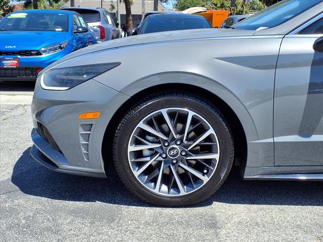2022 Hyundai SONATA Limited