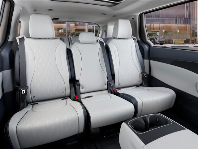 2025 Kia Carnival Hybrid SX