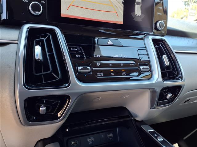 2022 Kia Sorento Plug-In Hybrid SX