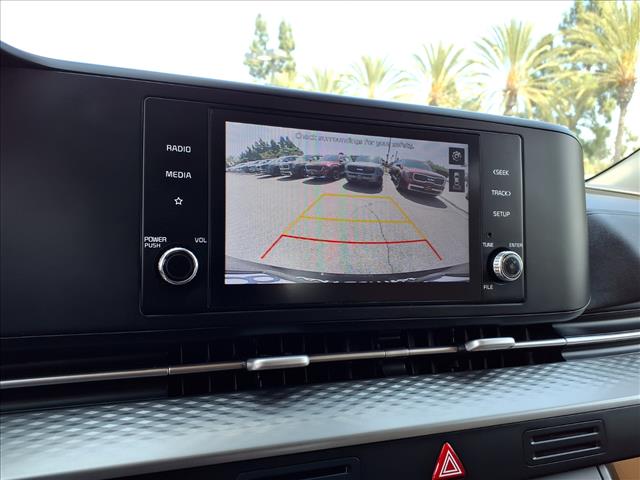 2022 Kia Carnival LXS