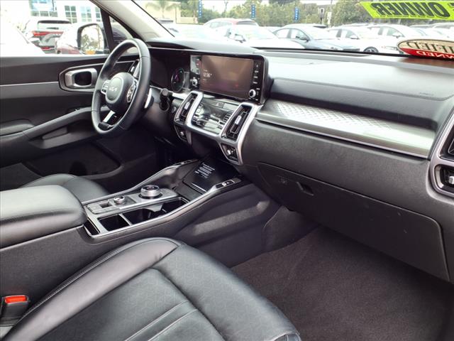 2023 Kia Sorento Hybrid EX