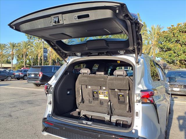 2021 Toyota Sienna XSE 7 Passenger