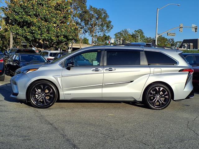 2021 Toyota Sienna XSE 7 Passenger