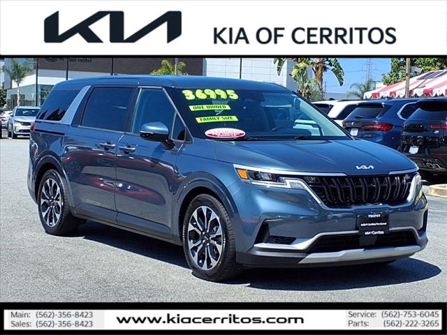 2024 Kia Carnival EX