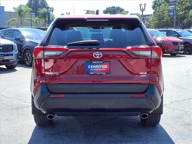 2024 Toyota RAV4 XLE Premium
