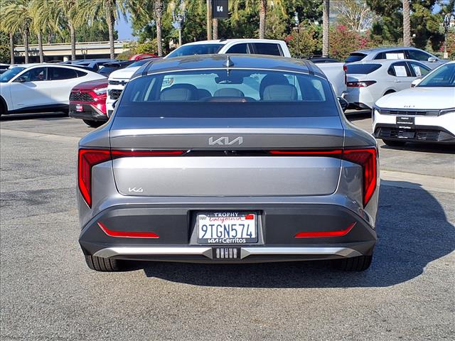 2025 Kia K4 EX