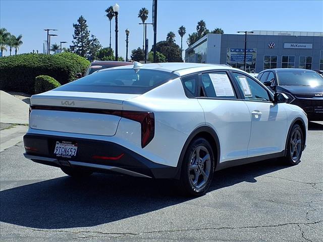 2025 Kia K4 LXS