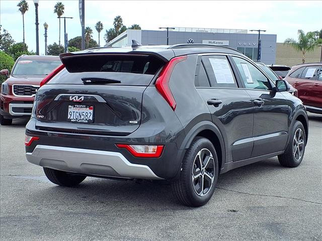 2025 Kia Niro LX