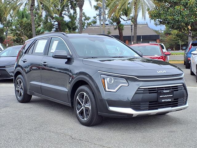 2025 Kia Niro LX
