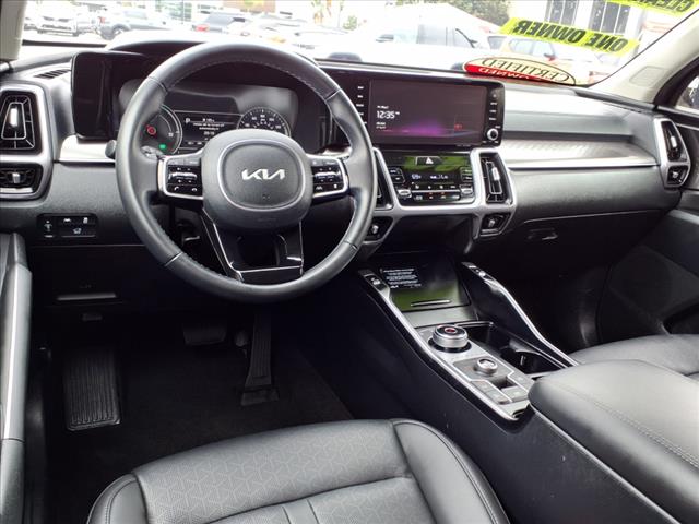 2023 Kia Sorento Hybrid EX