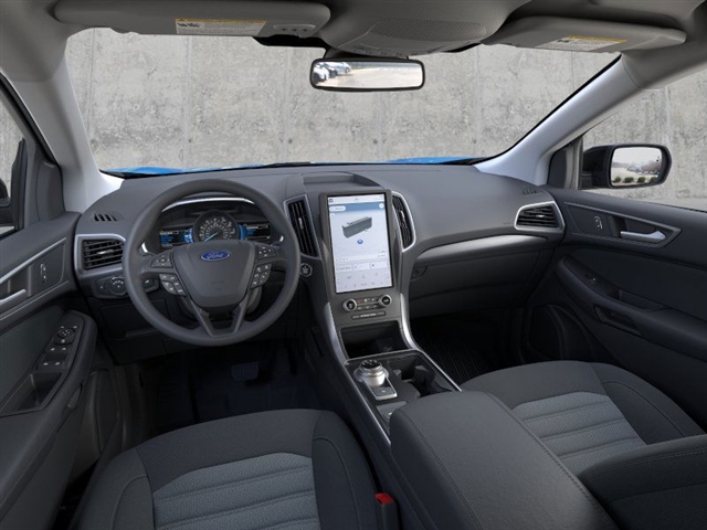 2023 Ford Edge SE AWD