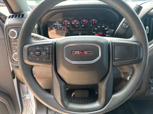 2025 GMC Sierra 2500HD Pro